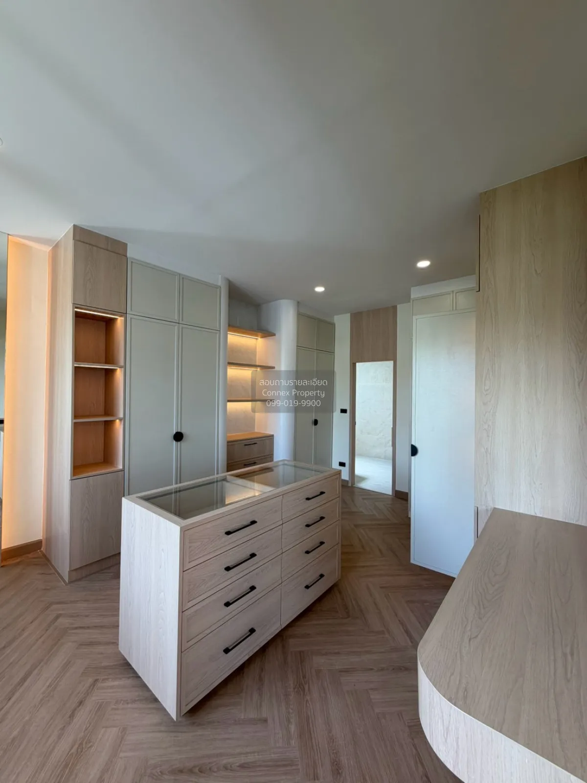 For Sale Newly renovated detached house in the heart of Chokchai 
