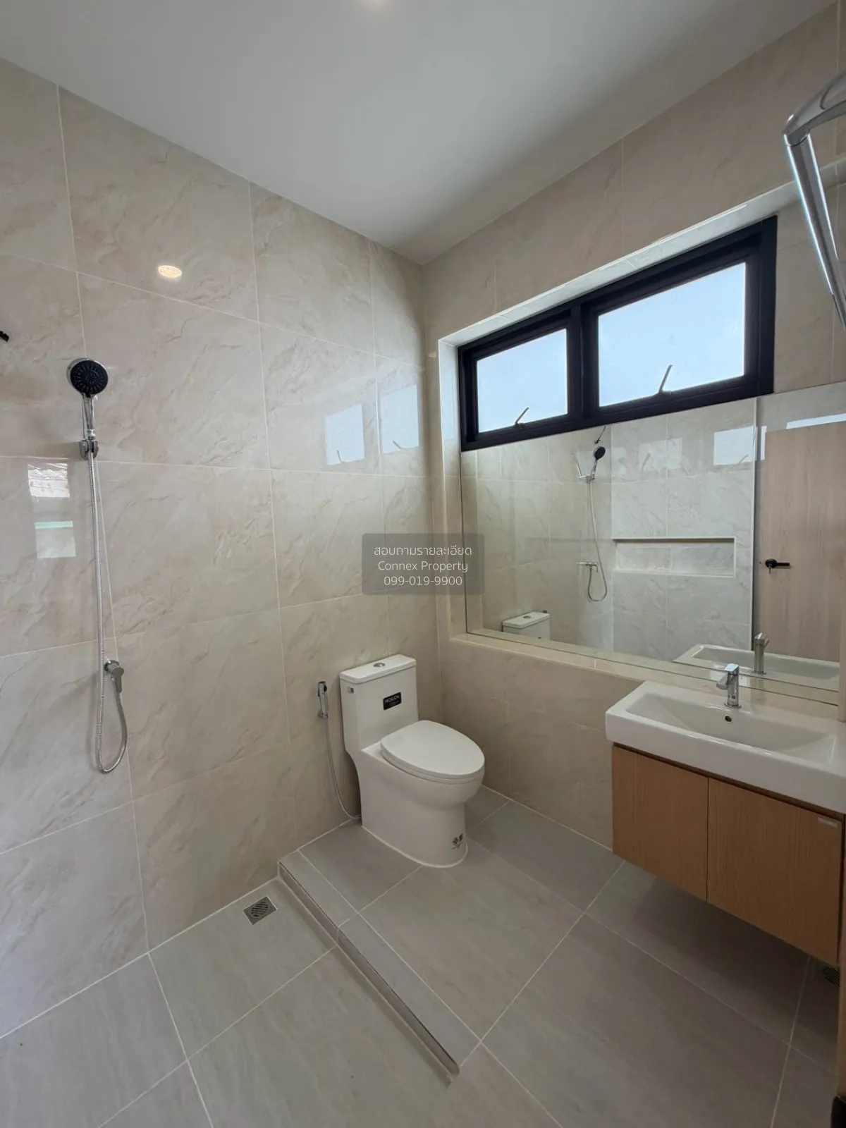 For Sale Newly renovated detached house in the heart of Chokchai 