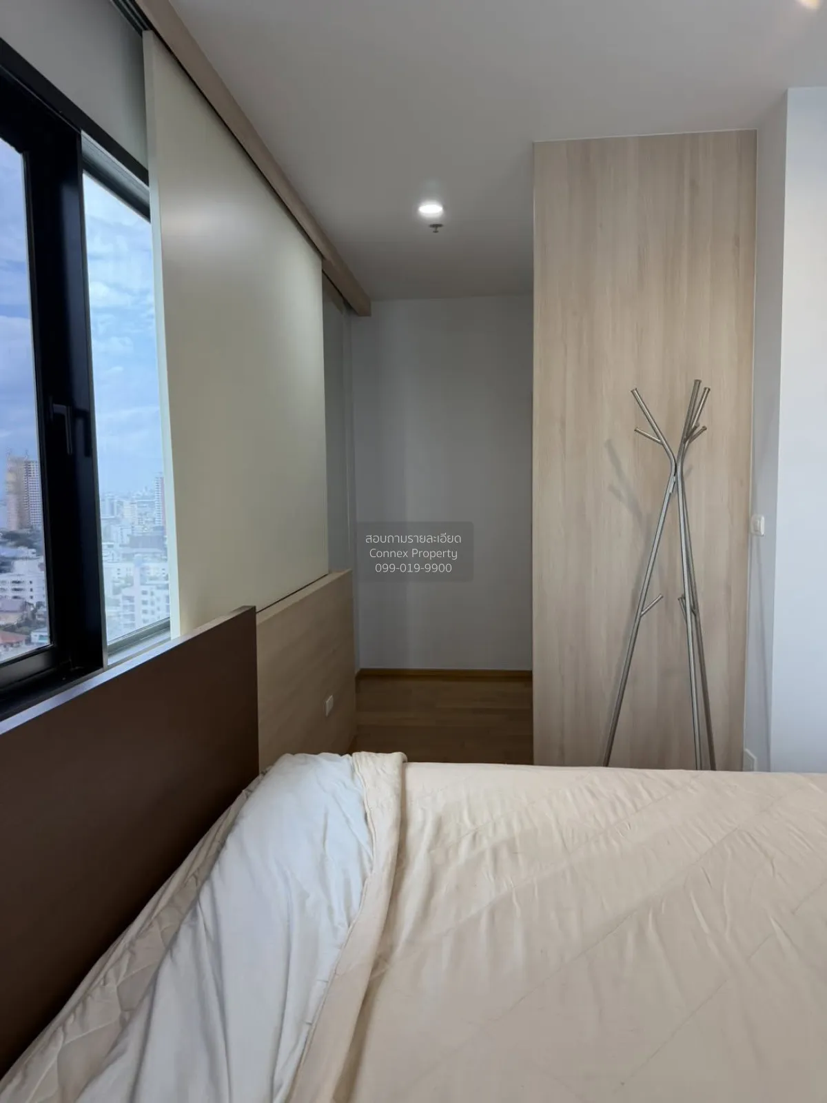 เช่าคอนโด  เดอะ เวอร์ติเคิล อารีย์ ชั้นสูง ห้องมุม รีโนเวทใหม่ BT