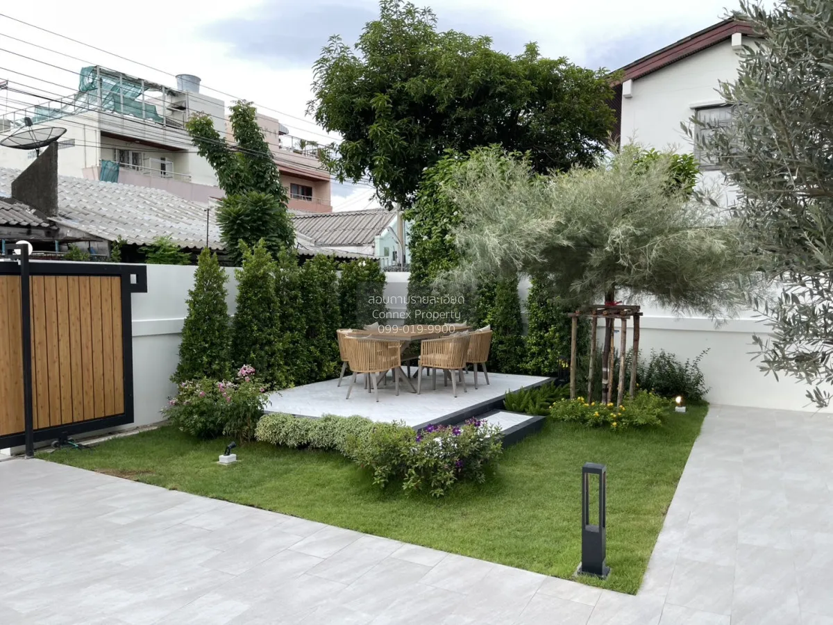 ขายบ้านเดี่ยวโชคชัย4 ที่ดินใหญ่100 ตร.ว. วิวสวย ชั้นสูง หน้ากว้าง
