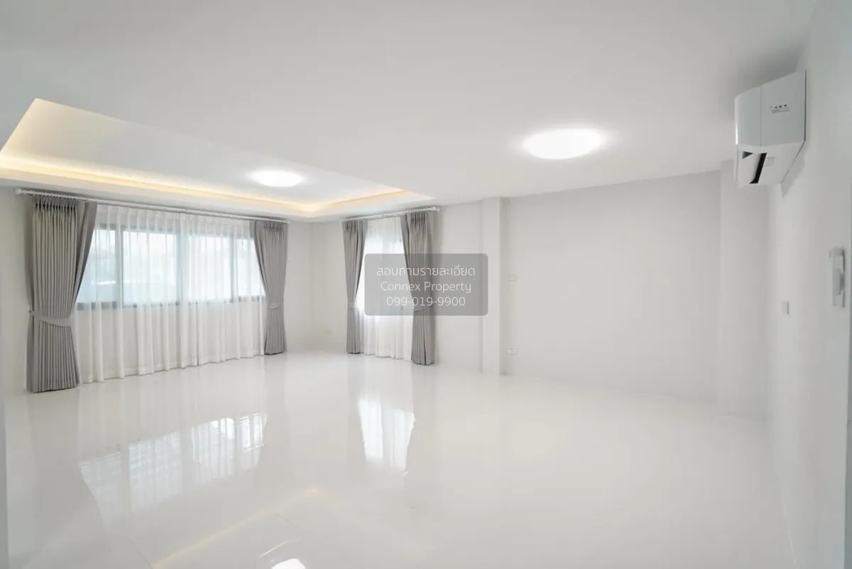 For Sale Townhouse/Townhome  , The Master Royal Suan Luang Rama 9