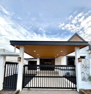 ขายบ้าน  บ้านพร้อมพันธ์ ป่าคลอก รีโนเวทใหม่ ป่าคลอก ถลาง ภูเก็ต CX-166486