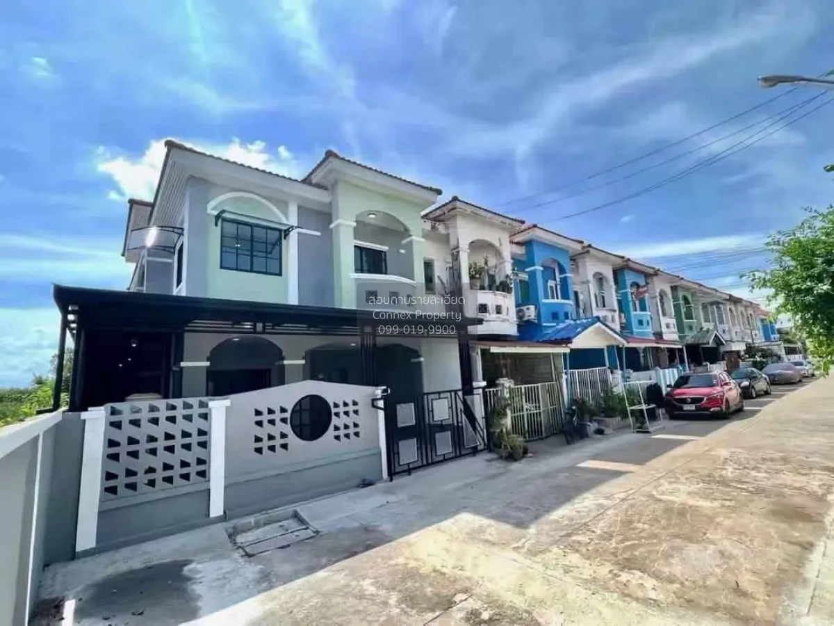 For Sale Townhouse/Townhome  , Siriwan-Chuan Chom Village Bang Kr 1