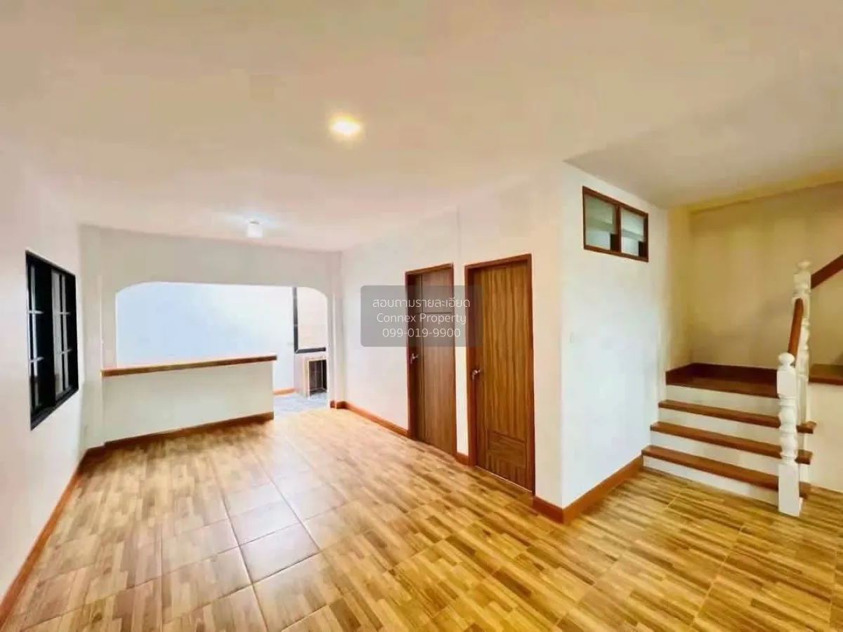 For Sale Townhouse/Townhome  , Siriwan-Chuan Chom Village Bang Kr