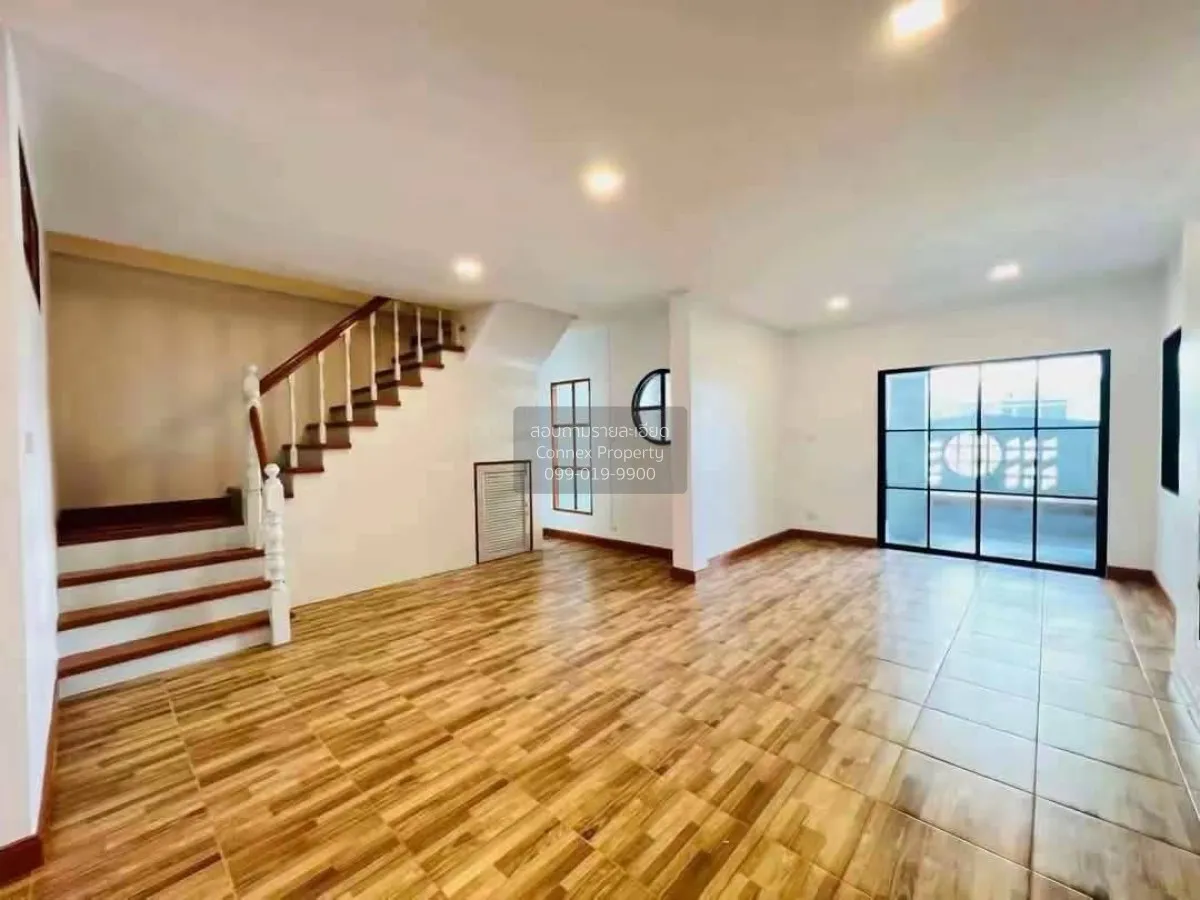 For Sale Townhouse/Townhome  , Siriwan-Chuan Chom Village Bang Kr