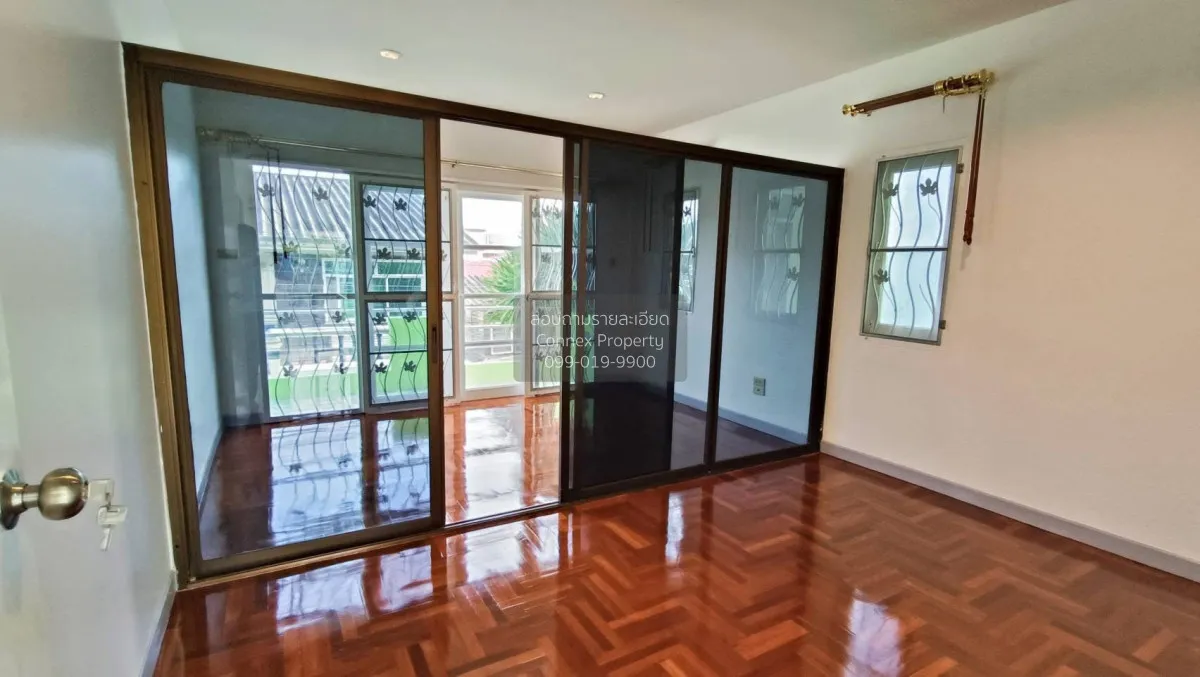 ขายบ้านเดี่ยวเข้าออกได้ 2 ทางจากศรีนครินทร์ 48 ตรงข้ามพาราไดซ์พาร 4