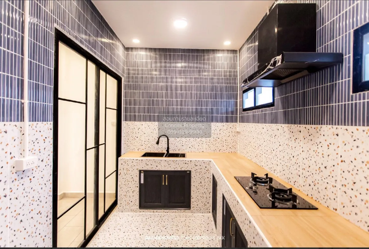For Sale Freedom , high floor , wide frontage , newly renovated ,