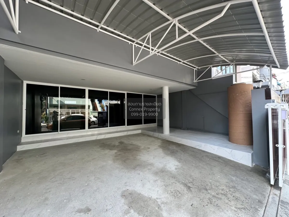 เช่าทาวน์เฮ้าส์/ทาวน์โฮม  สินธานี รัชดา ลาดพร้าว 80 MRT-ลาดพร้าว  2