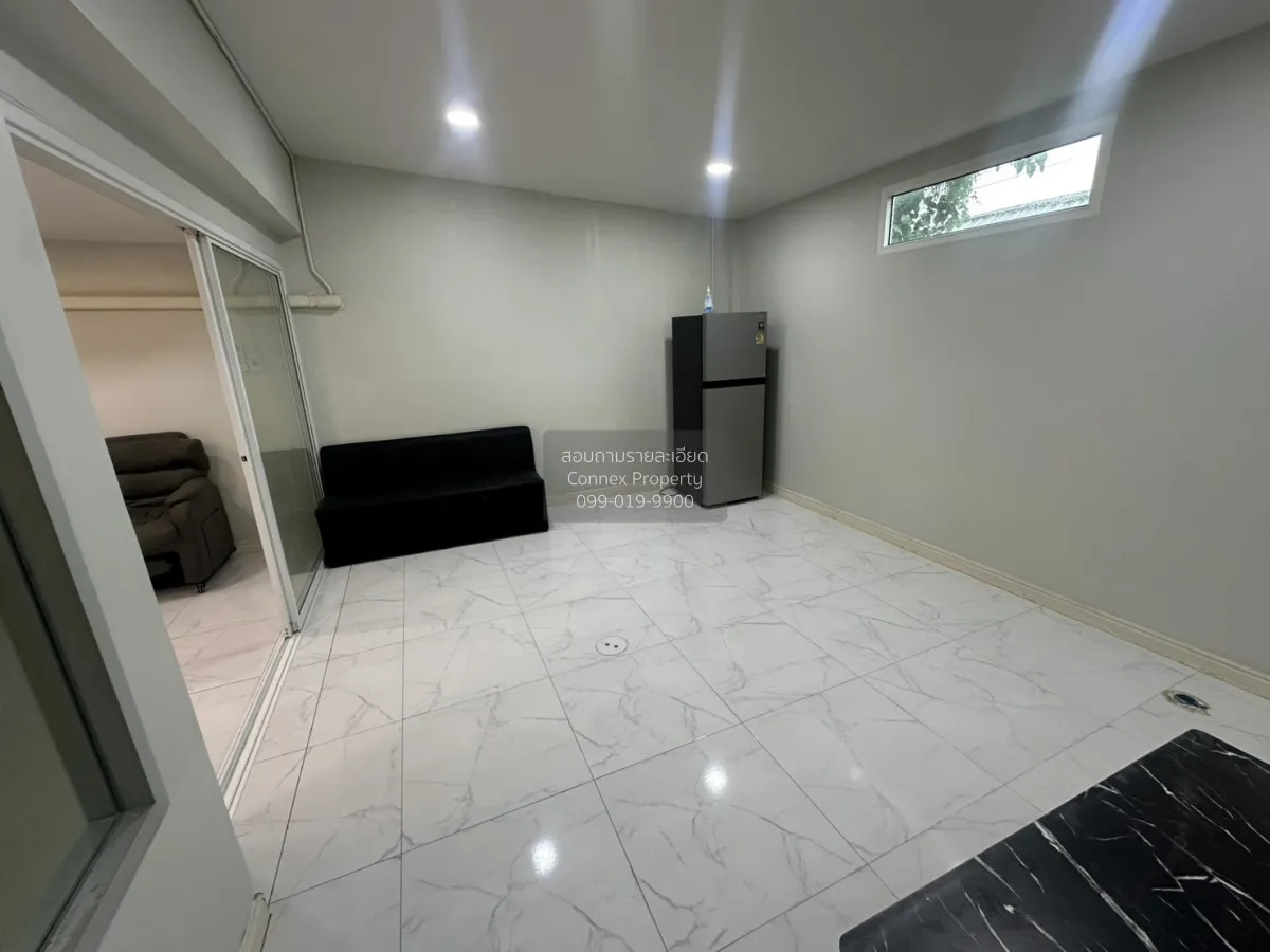 เช่าทาวน์เฮ้าส์/ทาวน์โฮม  สินธานี รัชดา ลาดพร้าว 80 MRT-ลาดพร้าว 