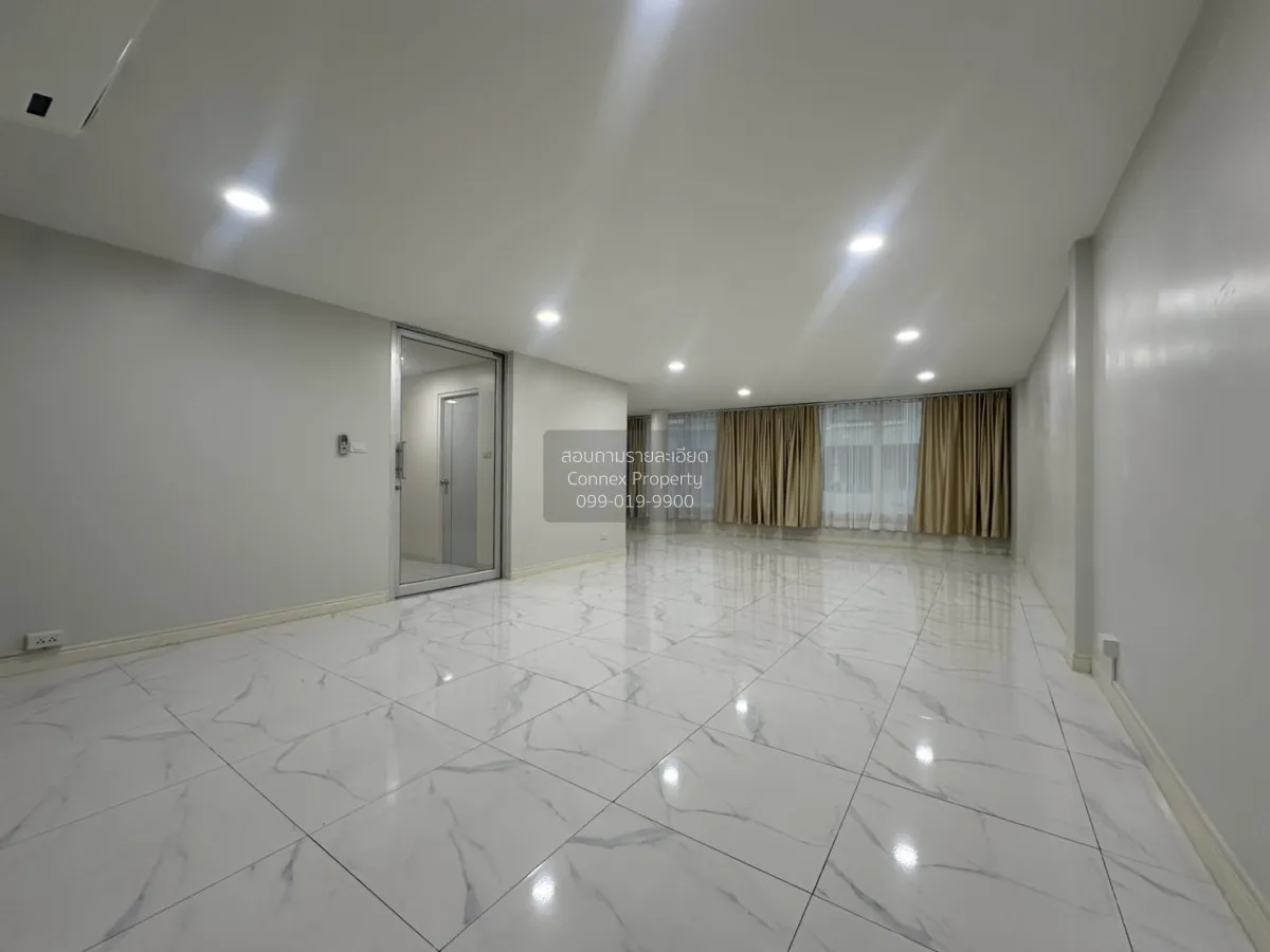 เช่าทาวน์เฮ้าส์/ทาวน์โฮม  สินธานี รัชดา ลาดพร้าว 80 MRT-ลาดพร้าว 
