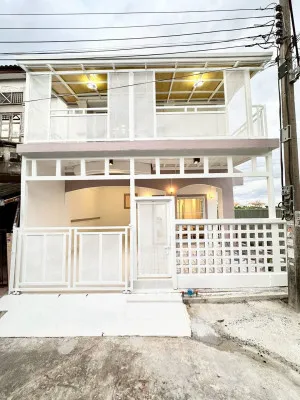 ขายทาวน์เฮ้าส์/ทาวน์โฮม  นันทิชา 3/8 ห้องมุม รีโนเวทใหม่ ไทรน้อย ไทรน้อย นนทบุรี CX-166740