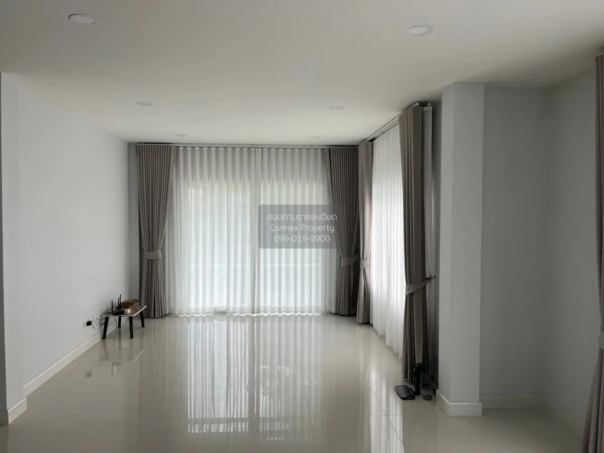 ขายด่วน บ้านใหม่อายุเพียง 1 ปี เซนโทร เพชรเกษม 69 หนองแขม เขต หนอ 4