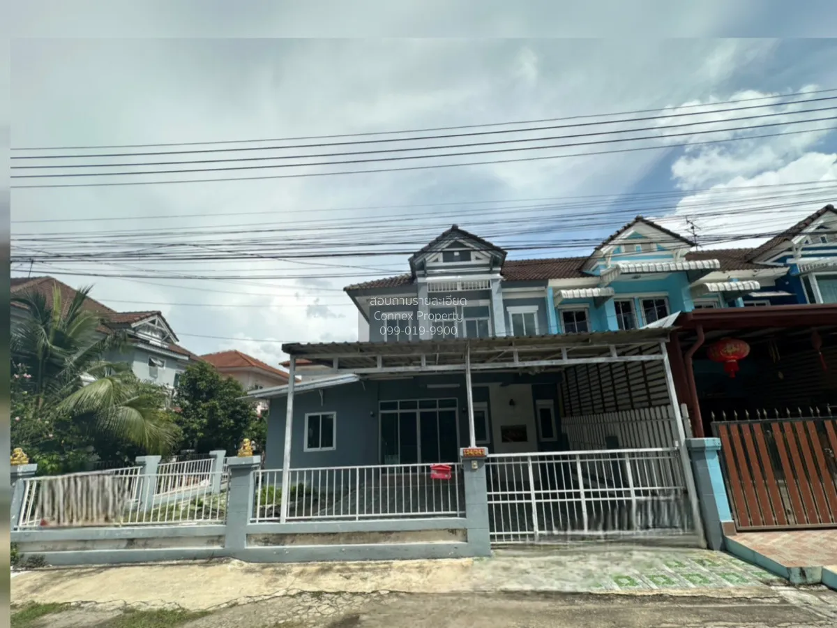 For Sale Townhouse/Townhome  , Piyawararom Klong 4 , Bueng Yitho  1