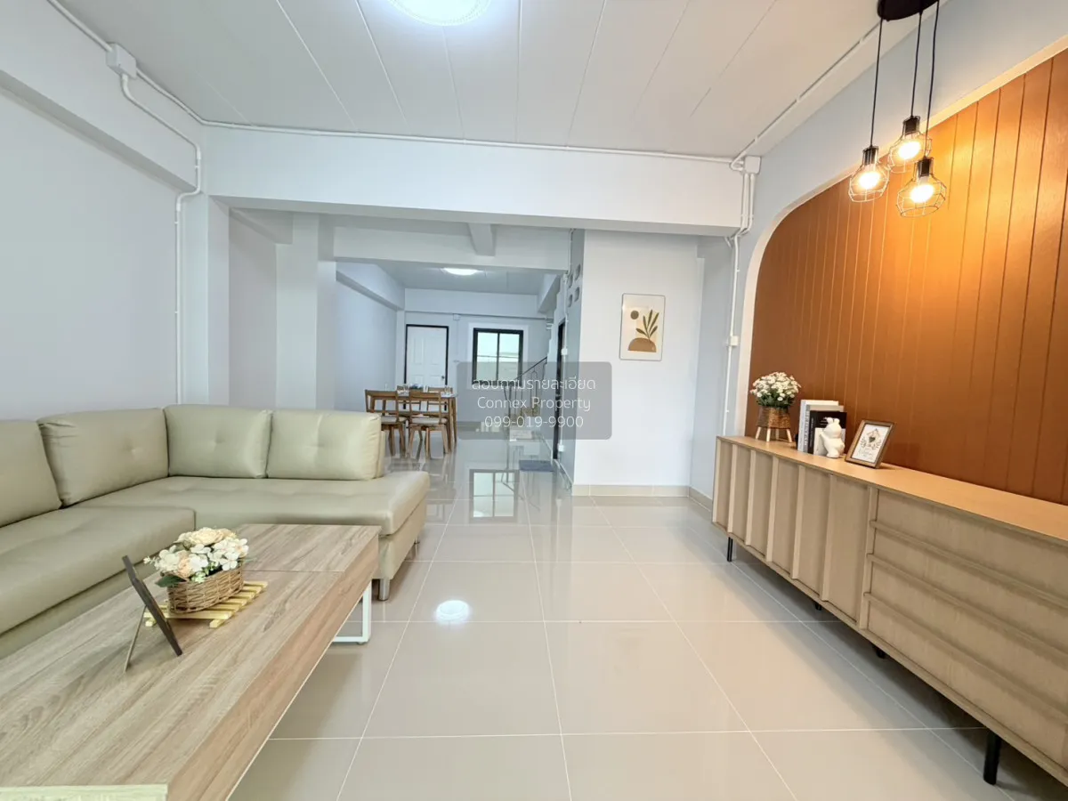 For Sale Townhouse/Townhome  , Por. Pasuk Nives , newly renovated