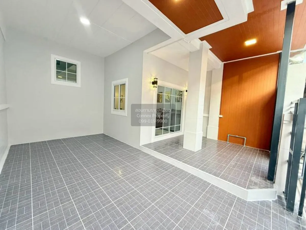 For Sale Townhouse/Townhome  , Baan Piyawararom 1 , newly renovat 4