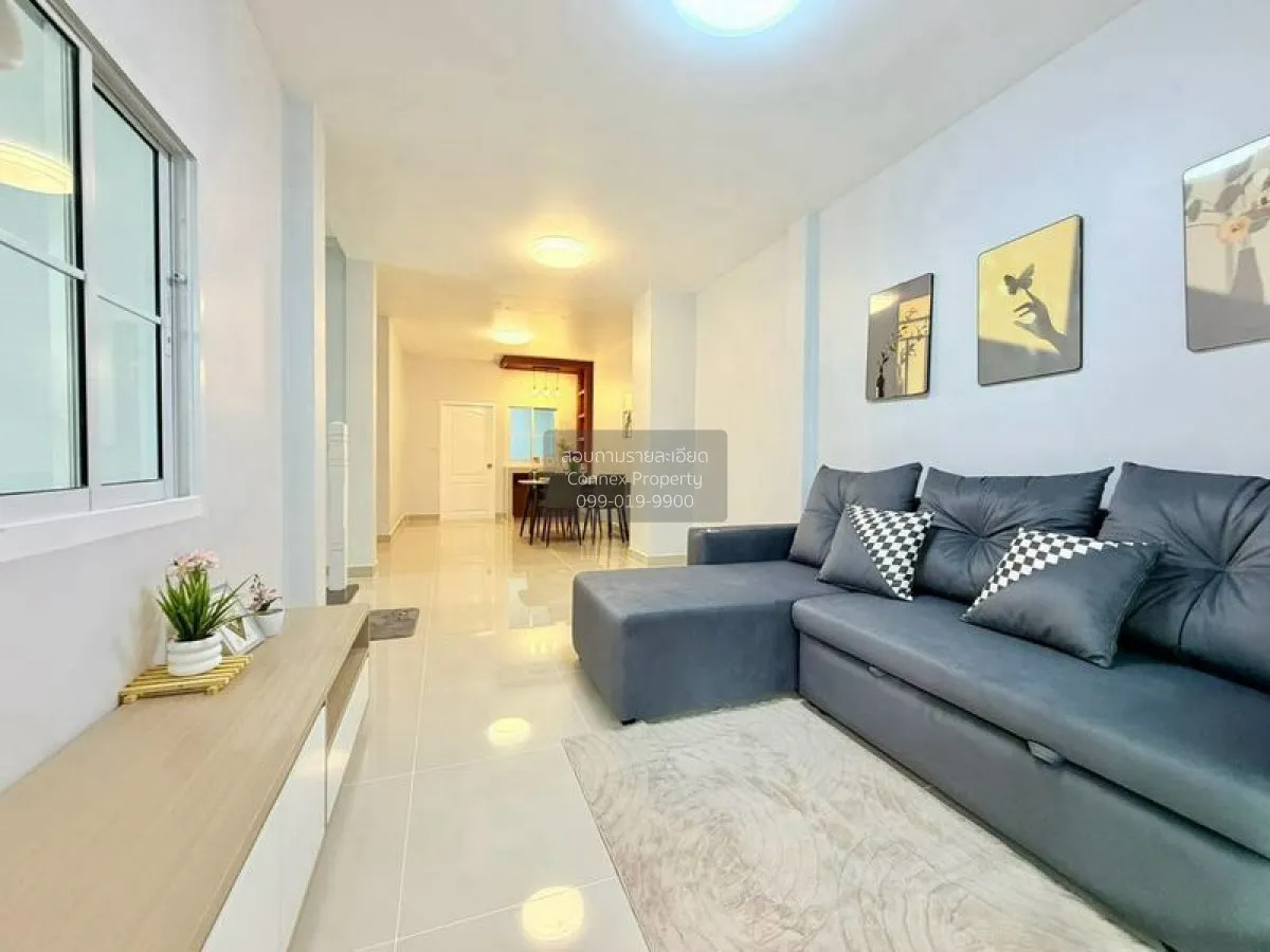 For Sale Townhouse/Townhome  , Baan Piyawararom 1 , newly renovat
