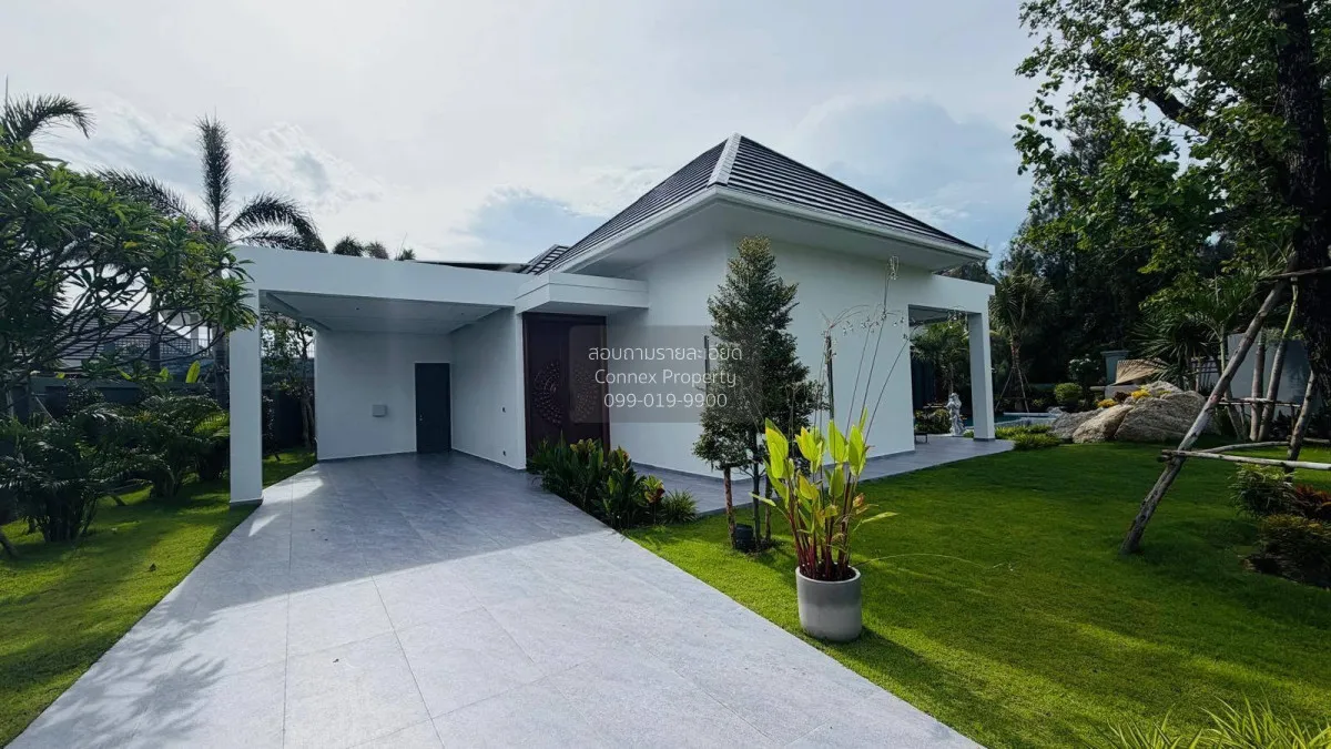 For Rent Newly built luxury house with a swimming pool, Soi Wang  3