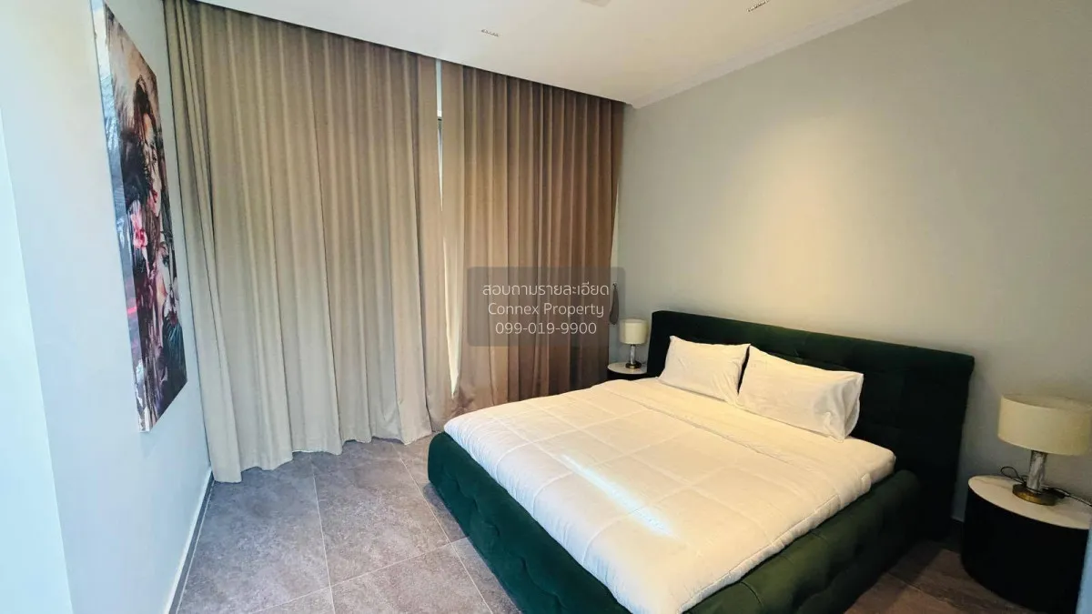 For Rent Newly built luxury house with a swimming pool, Soi Wang 