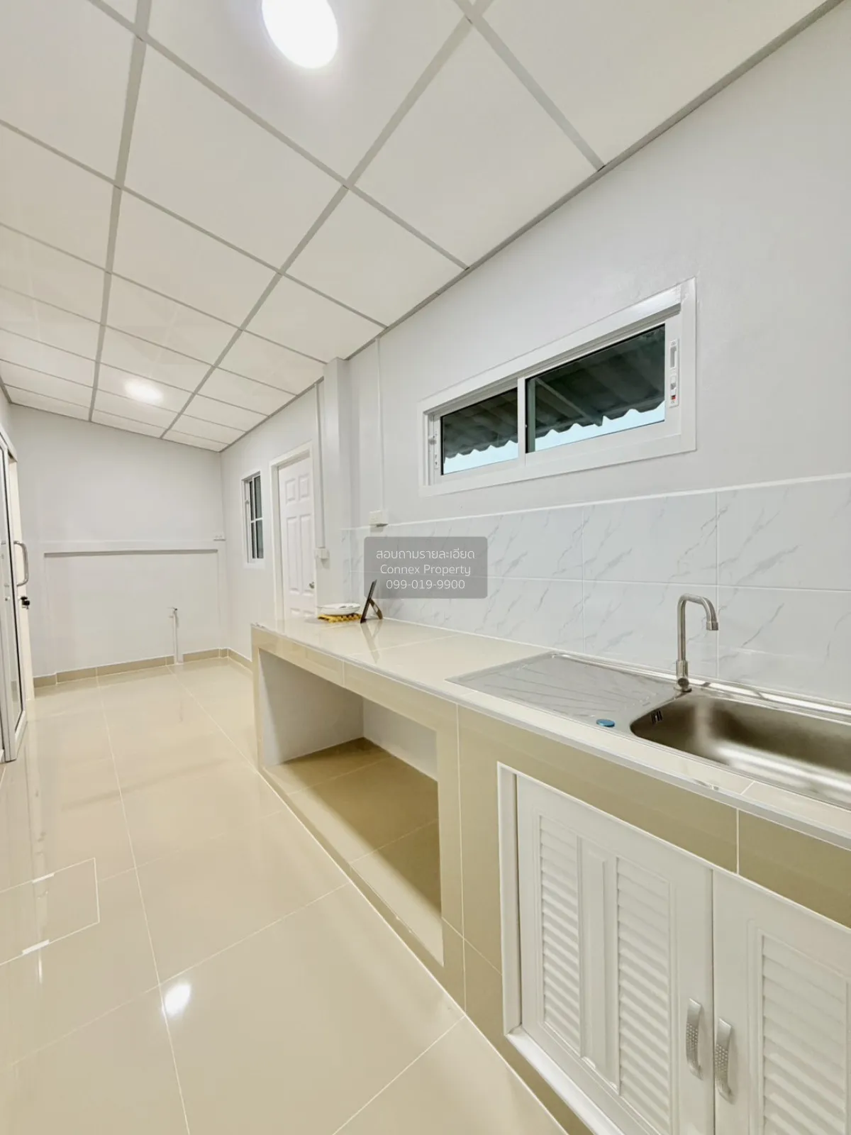 For Sale Townhouse/Townhome  , Baan Rom Ngao Mai , wide frontage 