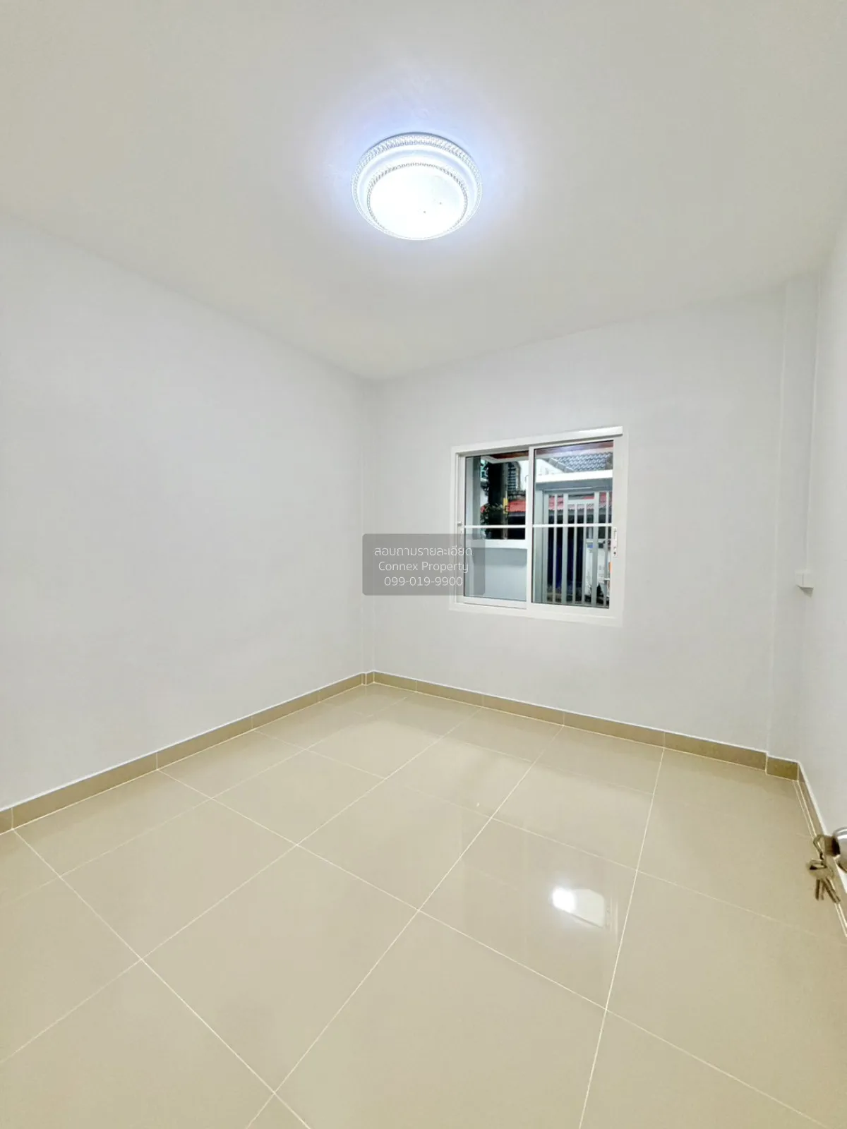 For Sale Townhouse/Townhome  , Baan Rom Ngao Mai , wide frontage 