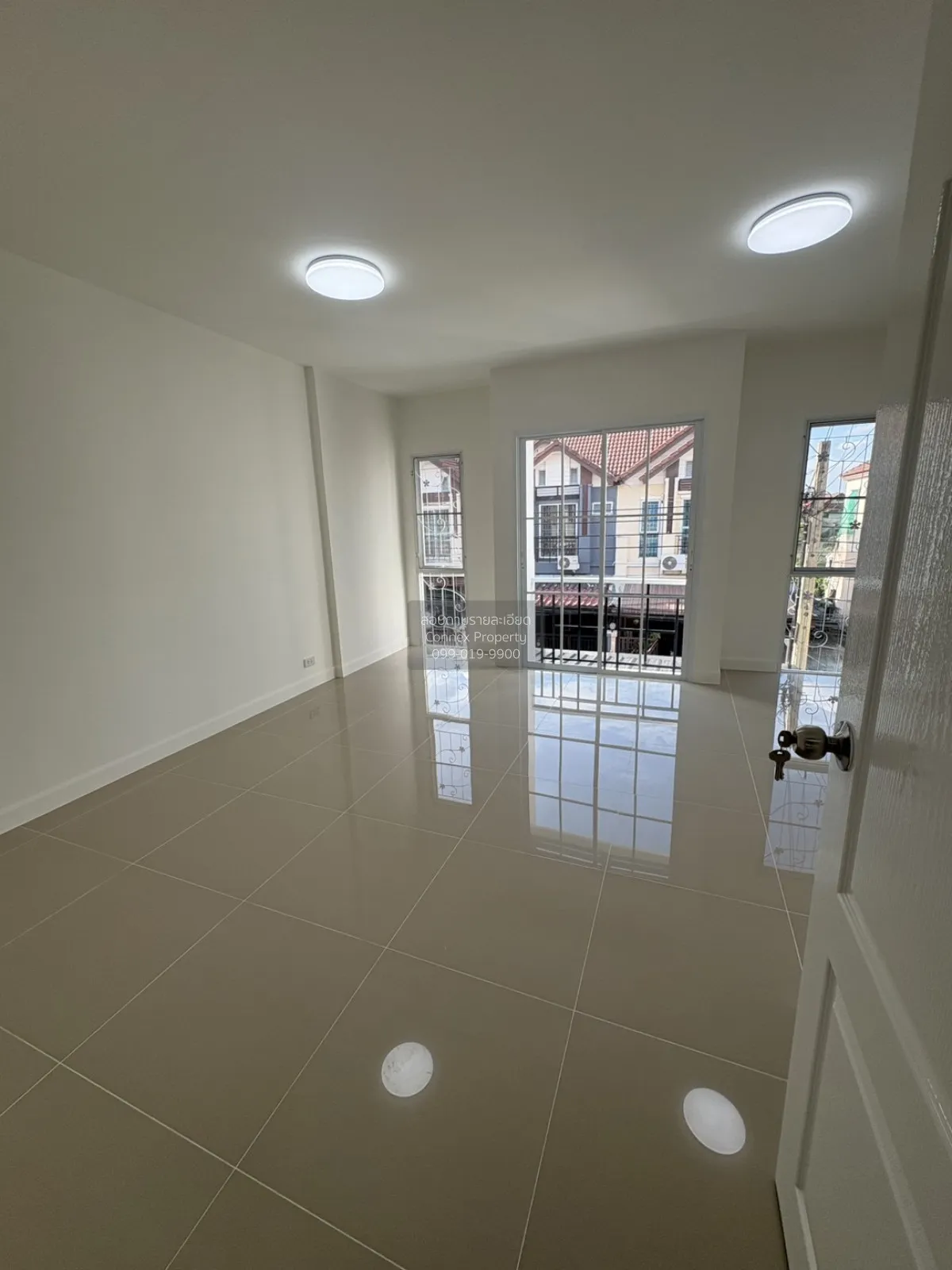 For Sale Townhouse/Townhome  , The Town Phoemsin 20 , Khlong Than 3
