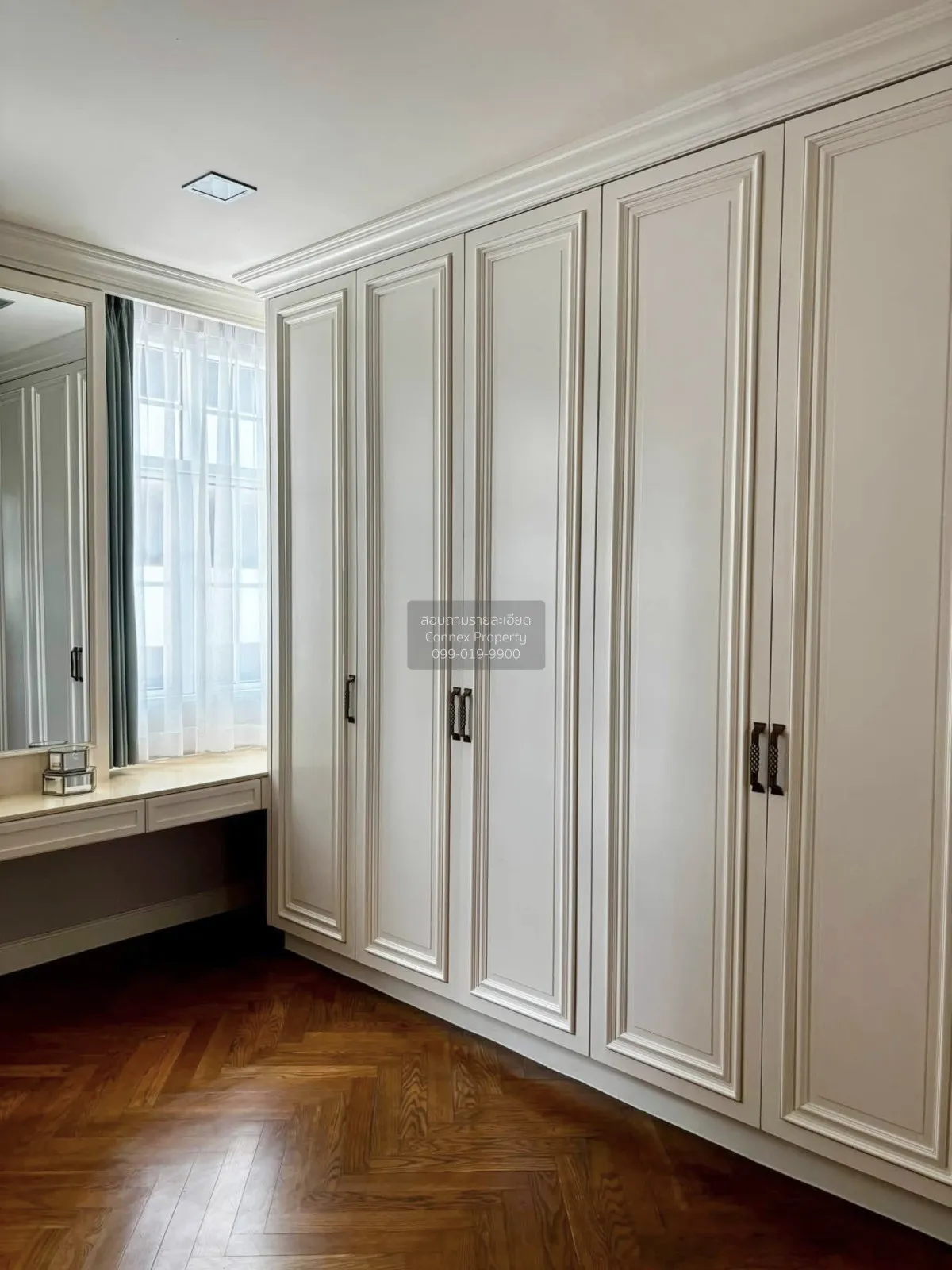 เช่าLuxury Corner Townhouse for rent  ห้องมุม หน้ากว้าง พระโขนง เ