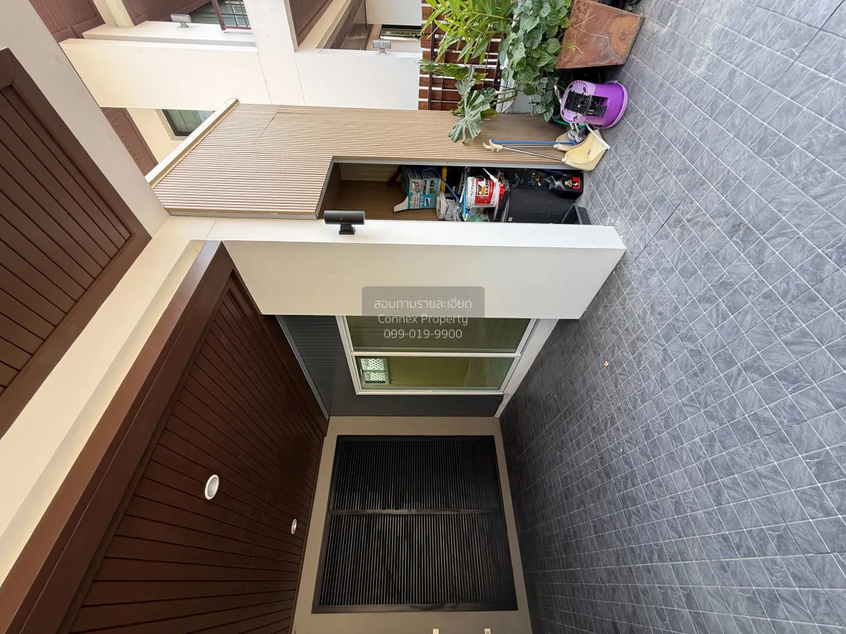 For Sale House , Lake View Park Wongwaen - Bangna , Dok Mai , Pra 3