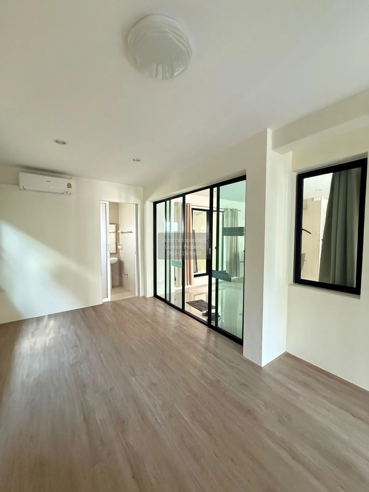 For Sale House , Lake View Park Wongwaen - Bangna , Dok Mai , Pra