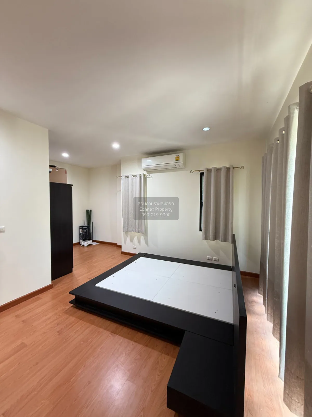 For Sale House , Lake View Park Wongwaen - Bangna , Dok Mai , Pra