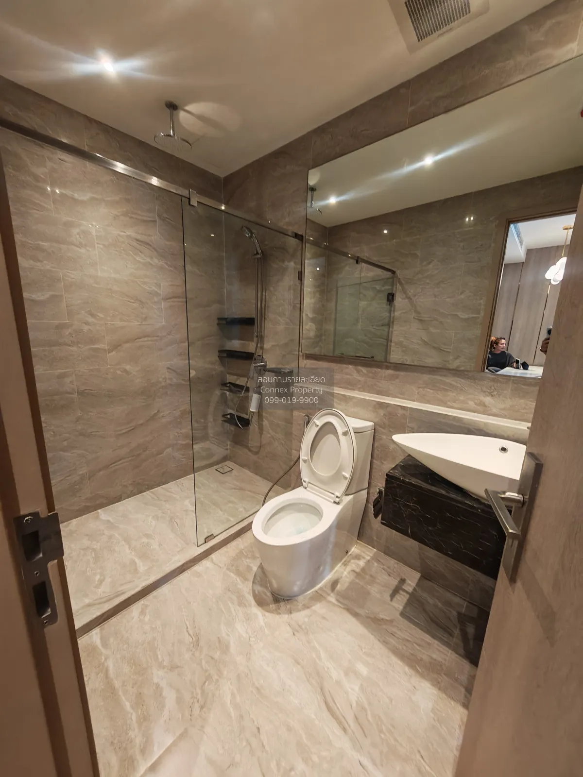For Rent Condo , Ashton Asoke-Rama 9 , MRT-Phra Ram 9 , Din Daeng