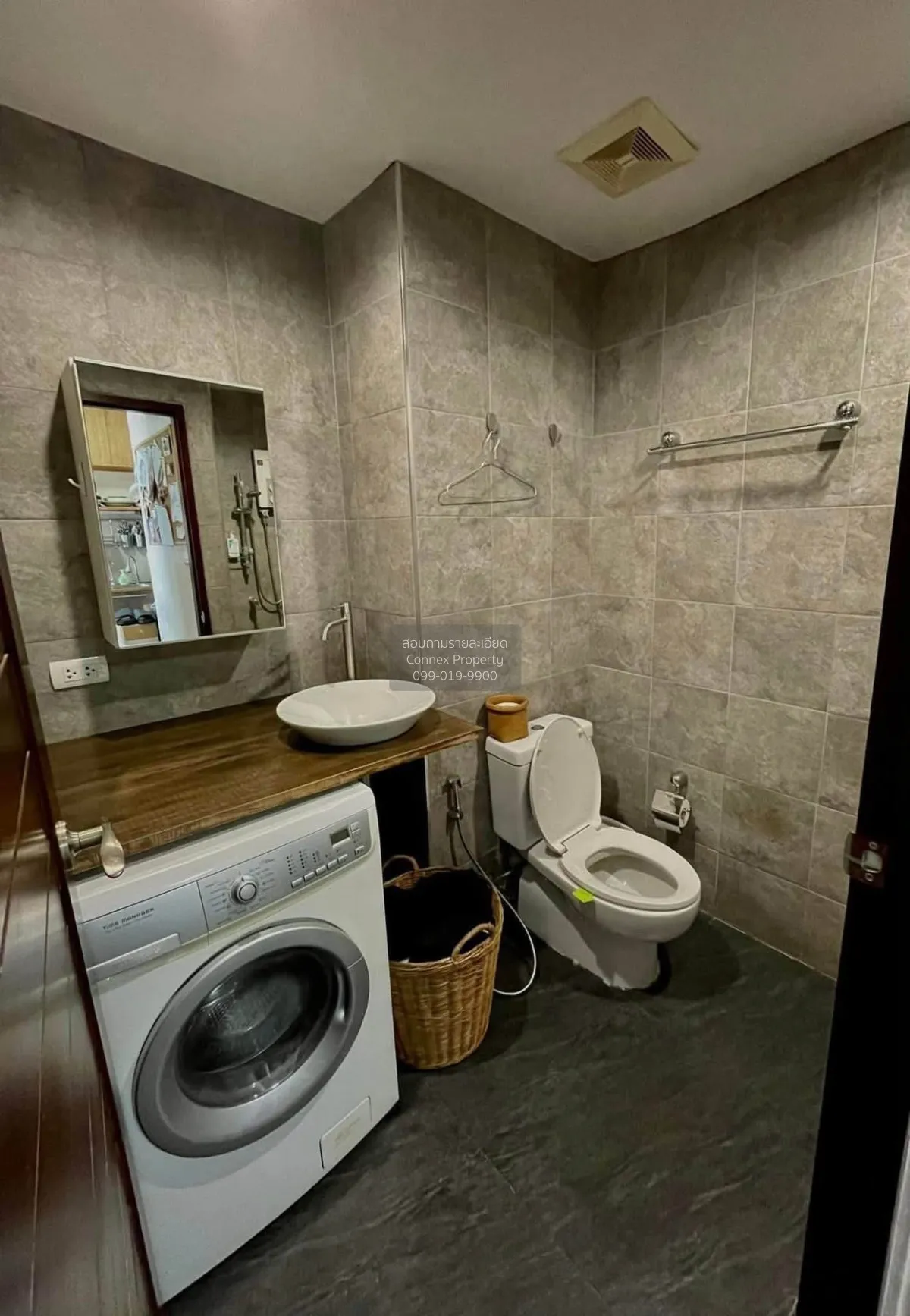 For Sale Condo , A Space Asoke-Ratchada , MRT-Phra Ram 9 , Din Da