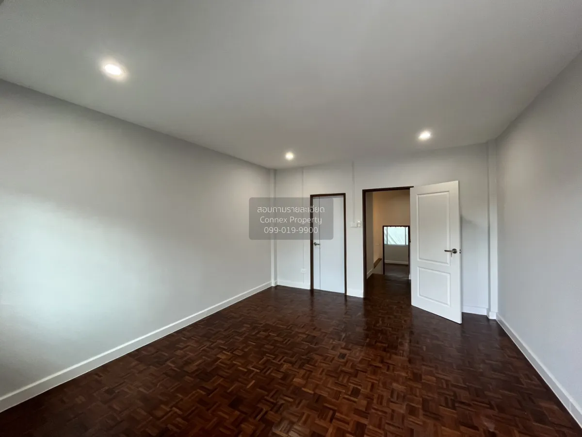ขายทาวน์เฮ้าส์/ทาวน์โฮม  บ้านลภาวัน 7 รีโนเวทใหม่ บางบัวทอง บางบั