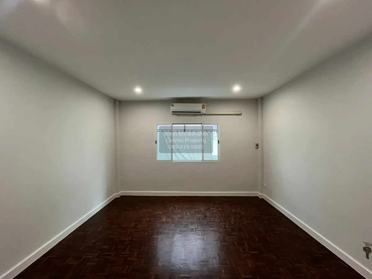 ขายทาวน์เฮ้าส์/ทาวน์โฮม  บ้านลภาวัน 7 รีโนเวทใหม่ บางบัวทอง บางบั