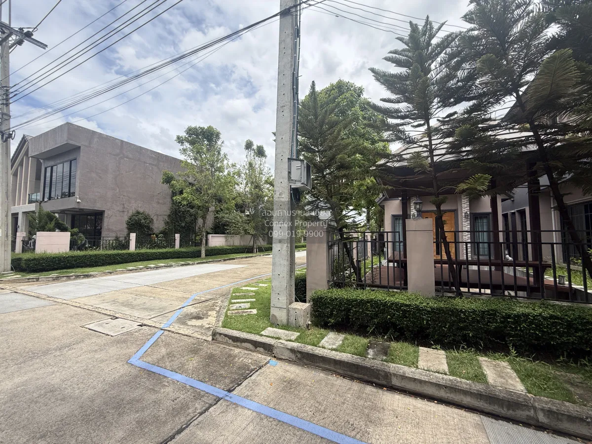 ขายบ้าน  บางกอกบูเลอวาร์ด แจ้งวัฒนะ 2 ห้องมุม บางตะไนย์ ปากเกร็ด 