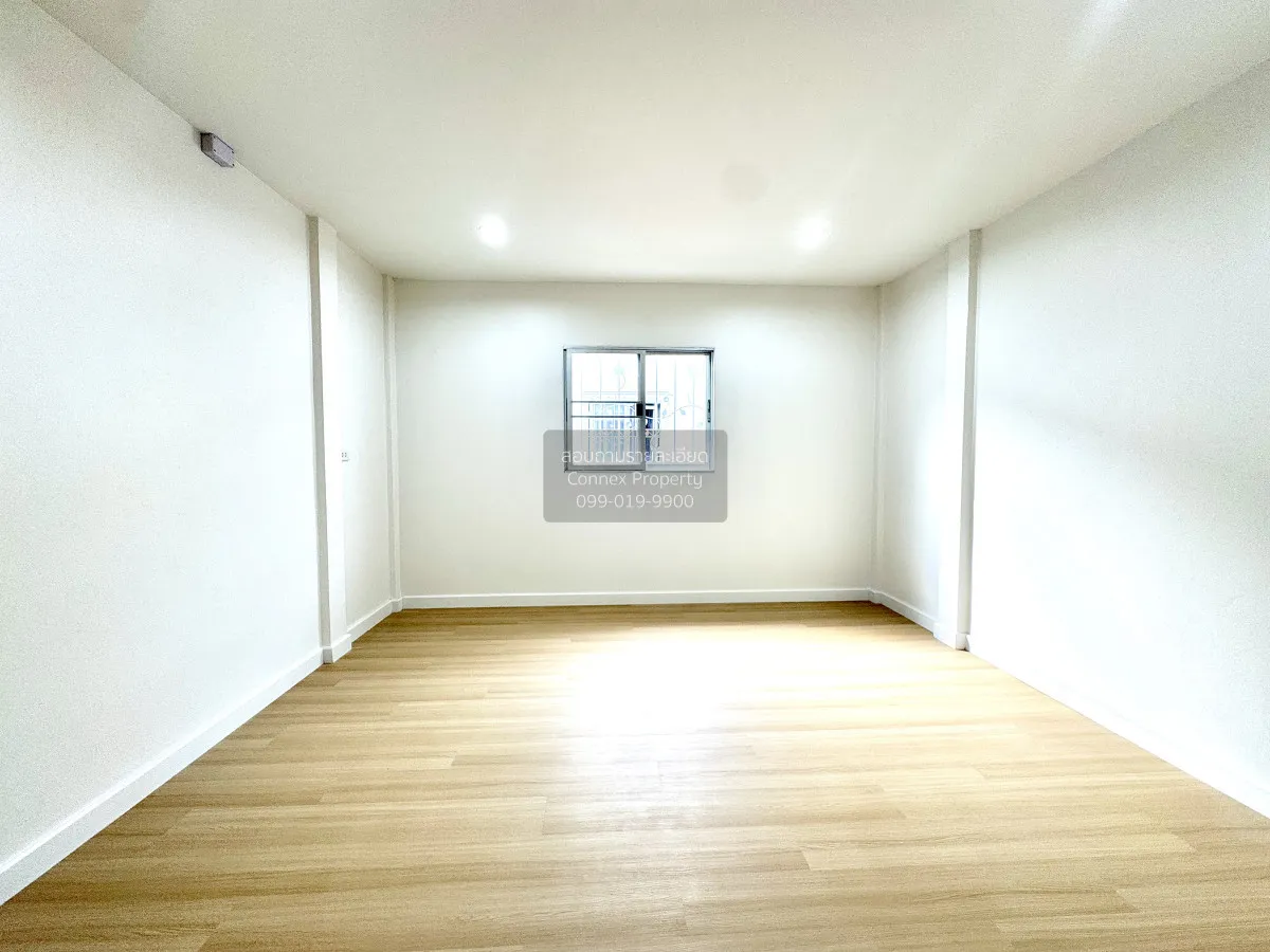 ขายทาวน์เฮ้าส์/ทาวน์โฮม  บ้านตะวันทอง 2 รีโนเวทใหม่ หนองแขม เขต ห