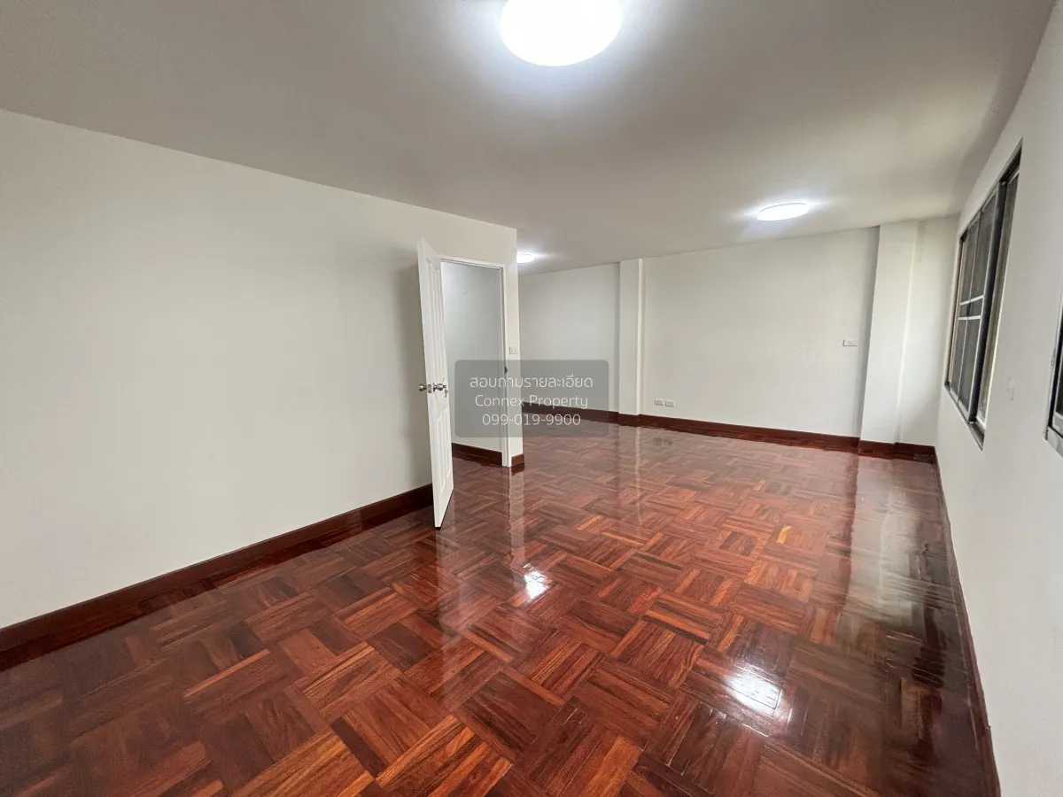 เช่าทาวน์โฮม 4 ชั้น กรุงธนบุรี 6 รีโนเวทใหม่ บางลำภูล่าง เขต คลอง