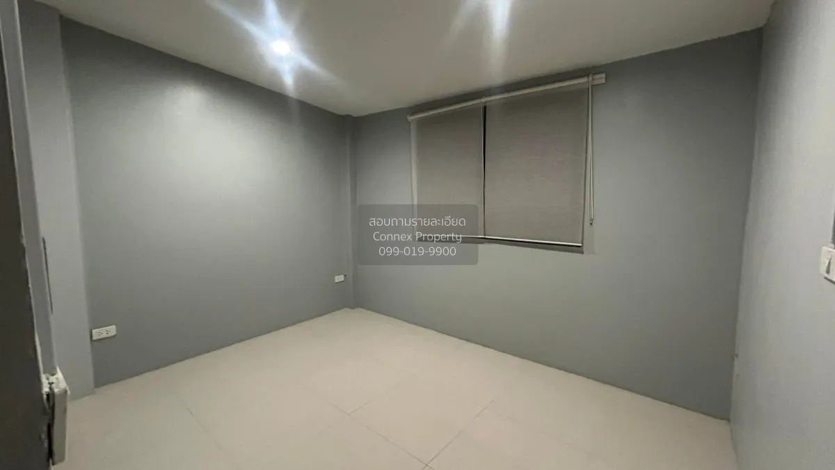 ขายทาวน์เฮาส์ 2 ชั้น หมุ่บ้าน นิรันดร์ วิลล์ 4 ถนนรามคำแหง 2  บาง