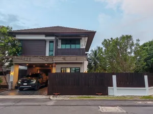 For Sale House , Lake View Park Wongwaen - Bangna , Dok Mai , Prawet , Bangkok , CX-167758