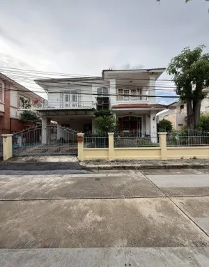 For Sale House , Vararom Prachauthit 98 , wide frontage , Thung Khu , Thung Khu , Bangkok , CX-167877