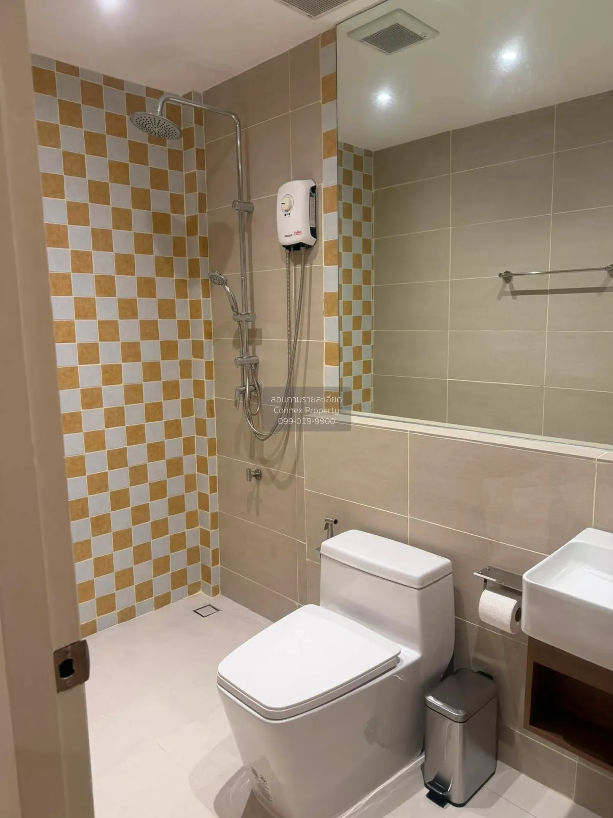 For Rent Townhouse/Townhome  , Mahawong 3 Village , Khlong Toei ,