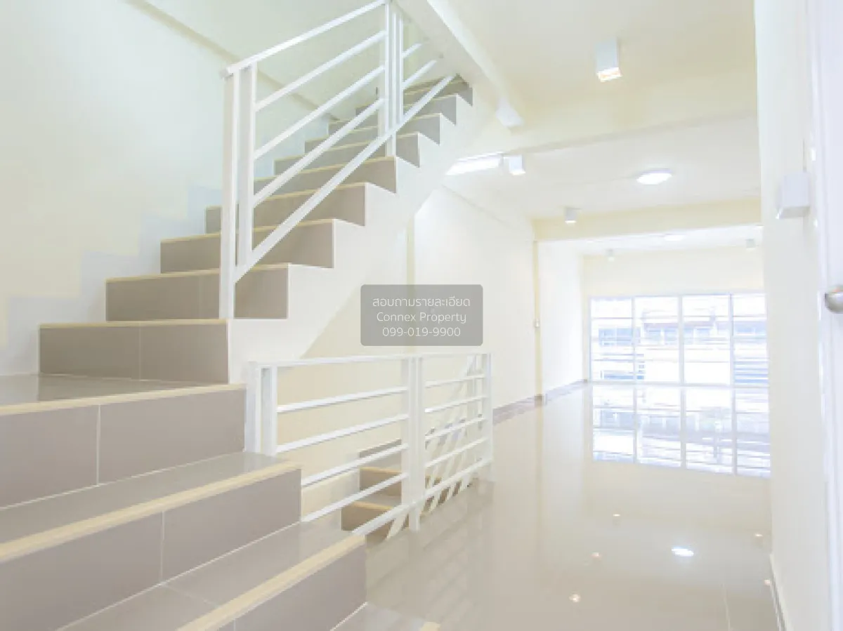ขายแฮปปี้แลนด์ 3 (อมยิ้ม) ชั้นสูง หน้ากว้าง รีโนเวทใหม่ คลองจั่น 
