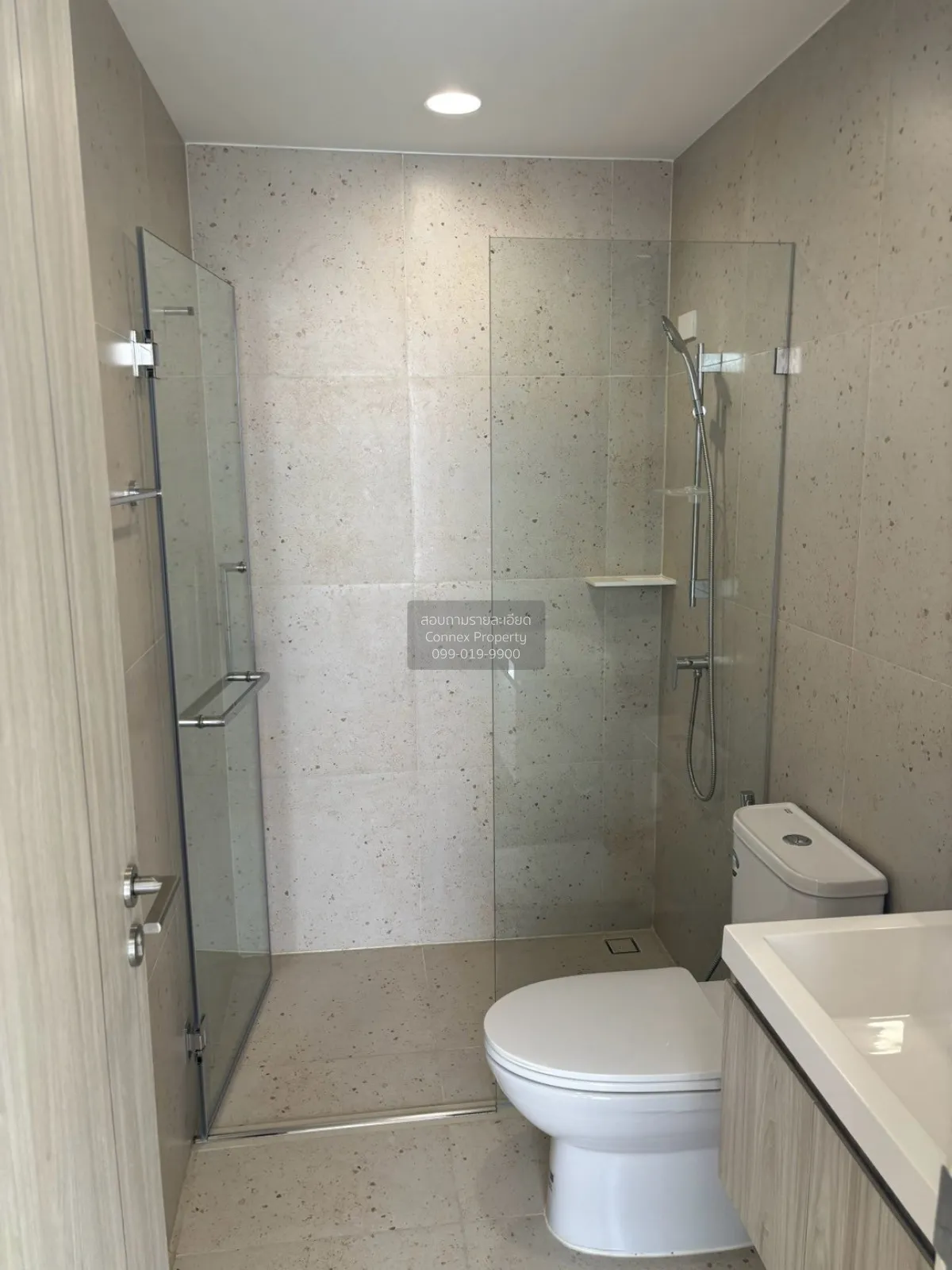For Rent Townhouse/Townhome  , Nue Verse Krungthep Kreetha , Thap