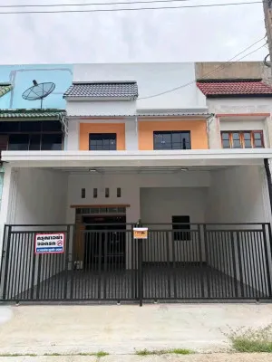 For Sale Townhouse/Townhome  , Chomfah warangkul Klong 2 , Pracha Thipat , Thanyaburi , Pathum Thani , CX-168182