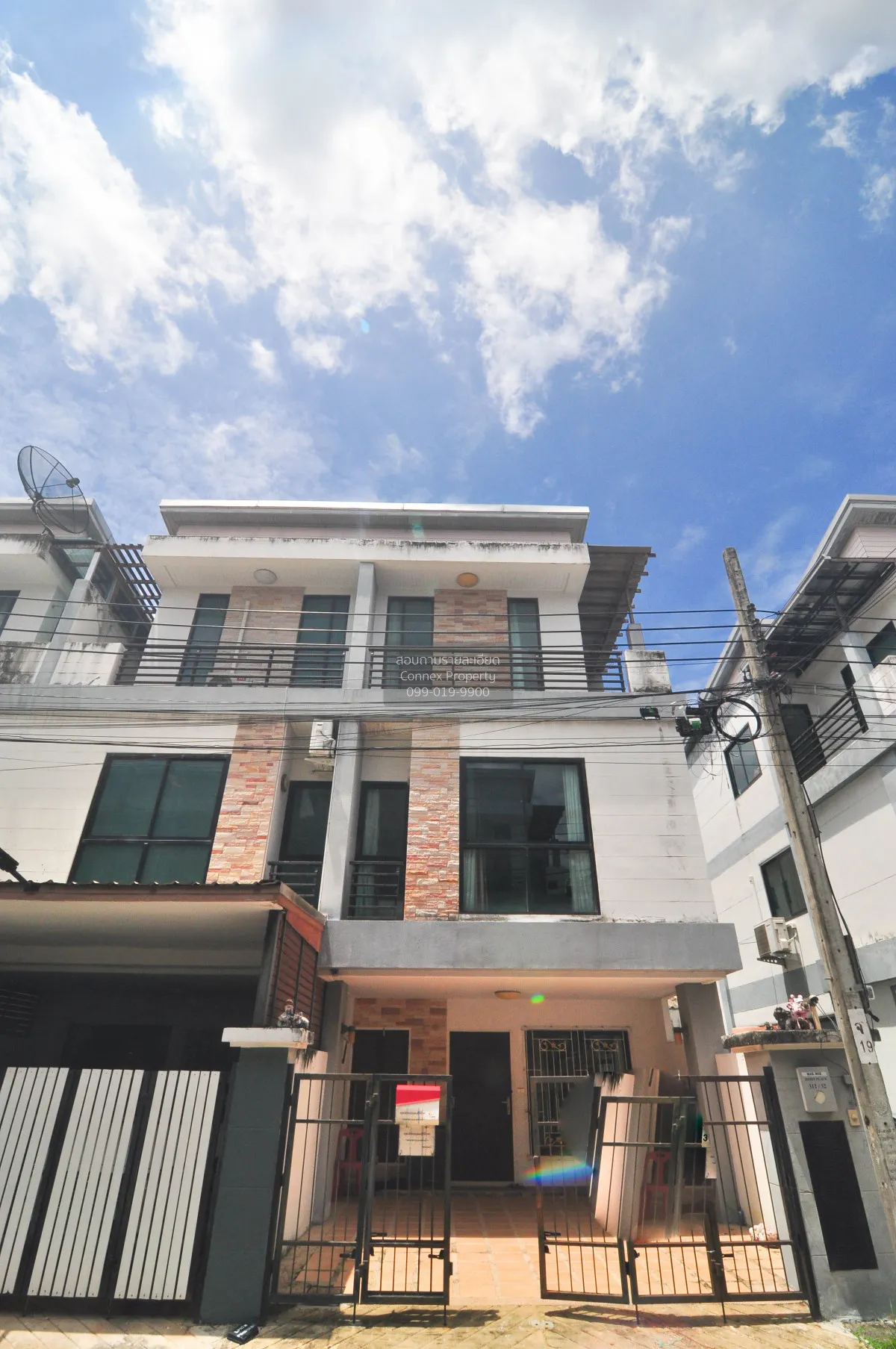 ขายทาวน์เฮ้าส์/ทาวน์โฮม  เมอริท เพลส ลาดพร้าว 87 คลองเจ้าคุณสิงห์ 2