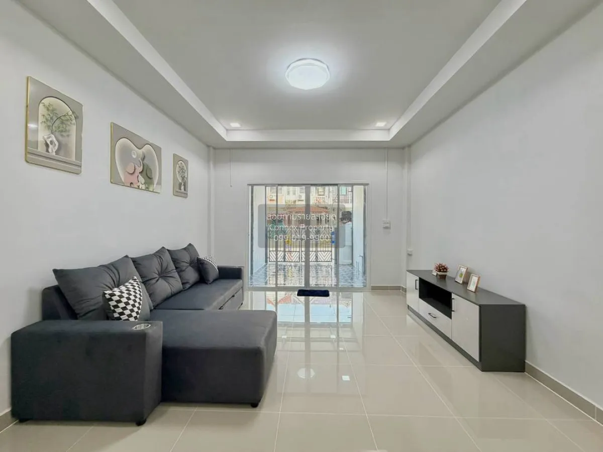 For Sale Townhouse/Townhome  , Buathongthani , Bang Bua Thong , B 4