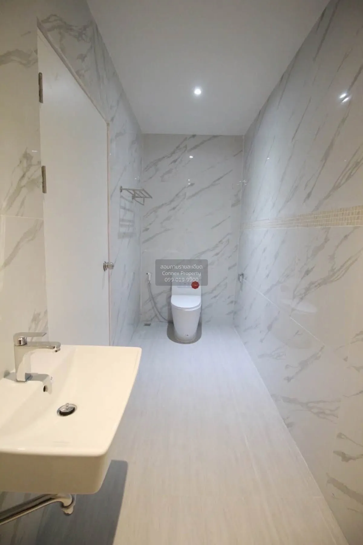 For Rent 2-story detached house, 100 square wah, Ladprao 35 , Cha