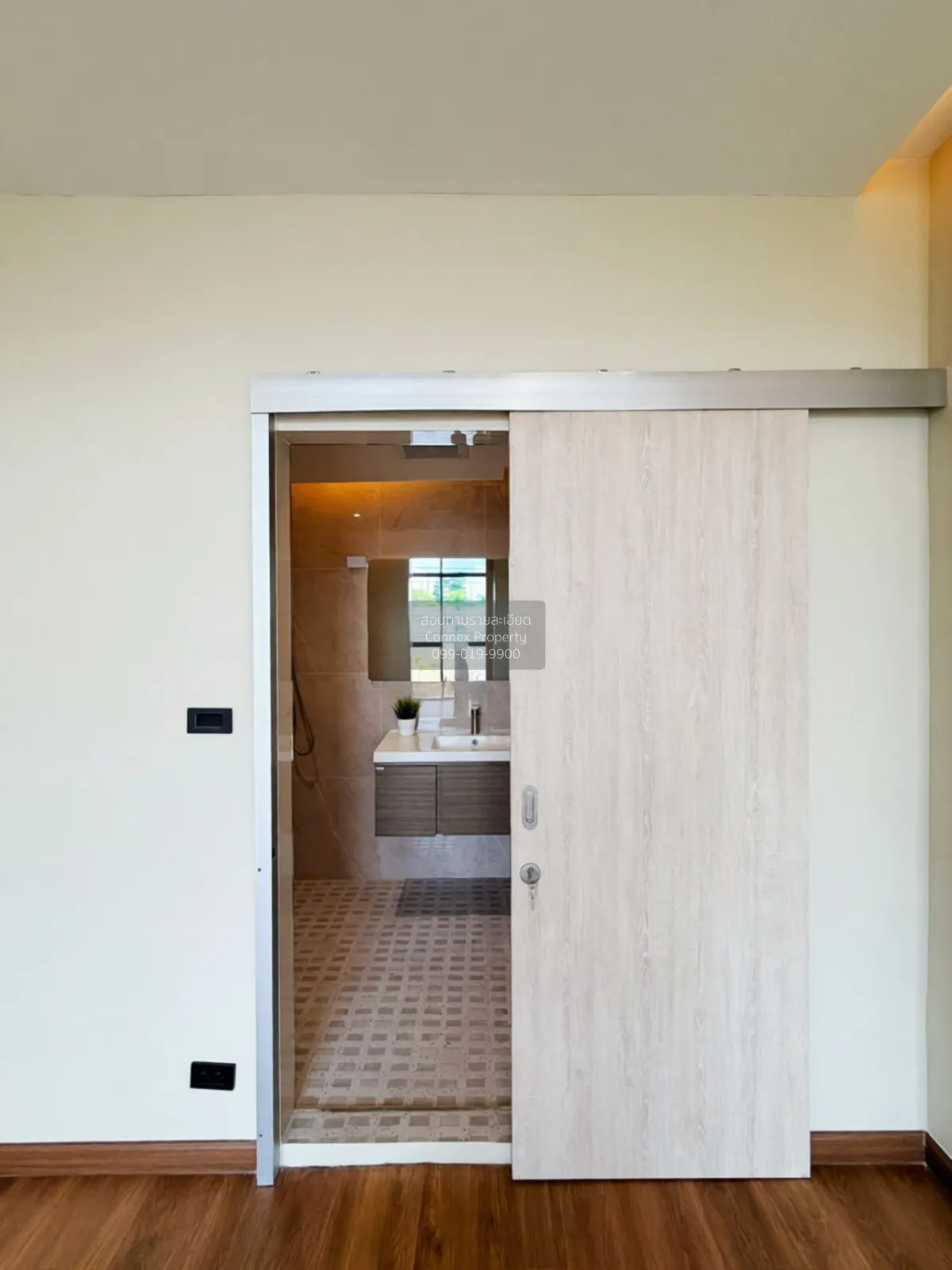 For Sale 2-Storey Townhome, Lat Phrao 71 (Sangkhom Songkhro 14) ,