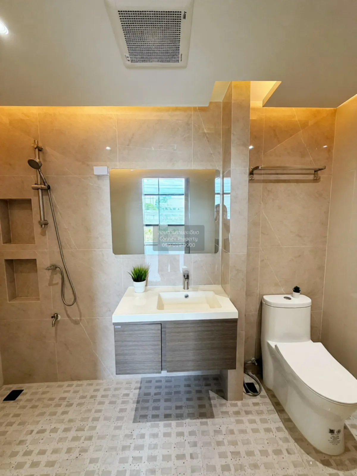For Sale 2-Storey Townhome, Lat Phrao 71 (Sangkhom Songkhro 14) ,