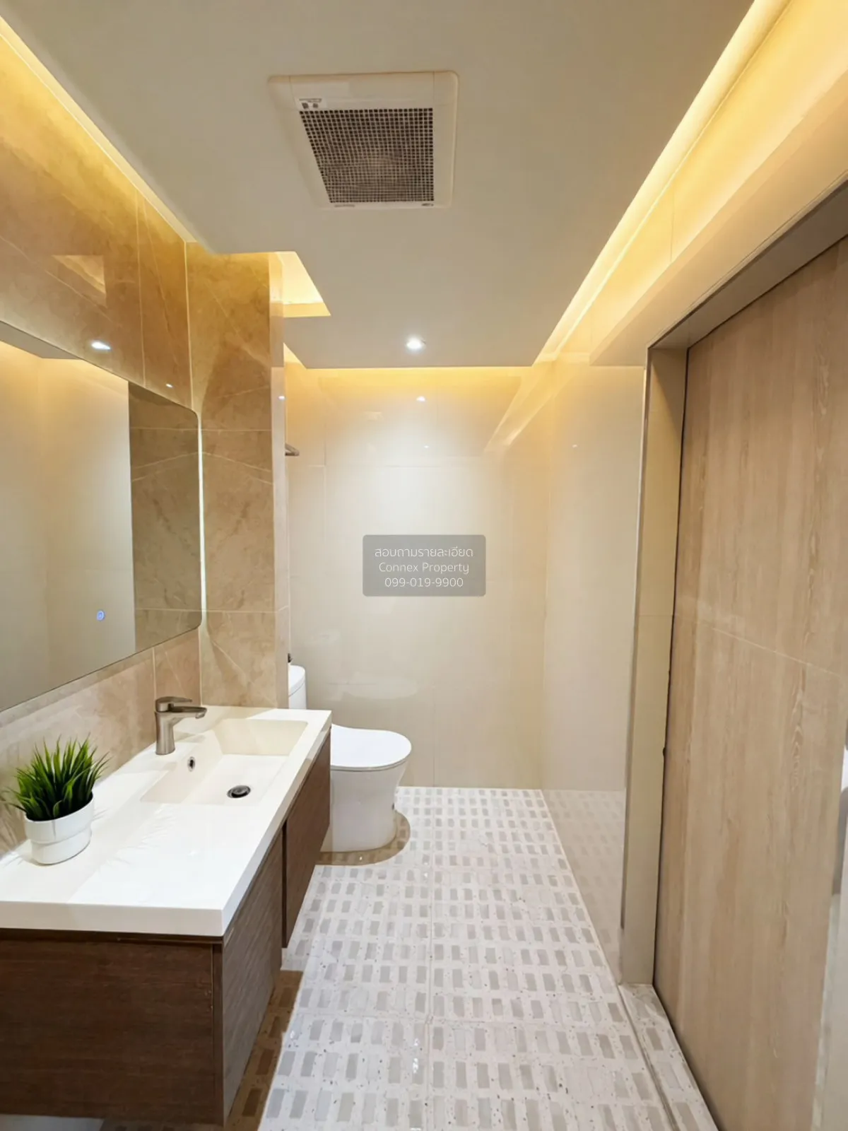 For Sale 2-Storey Townhome, Lat Phrao 71 (Sangkhom Songkhro 14) ,