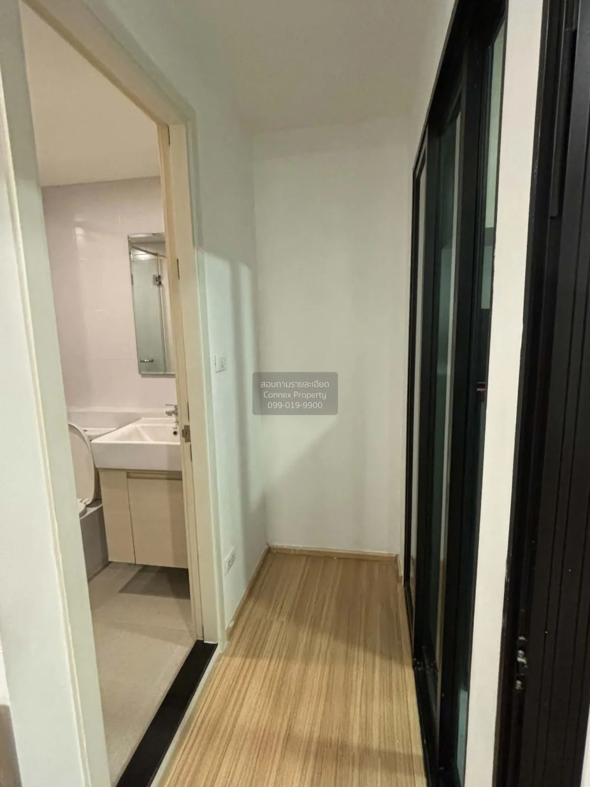 For Sale Condo , Chewathai Hallmark Ladprao-Chokchai 4 , corner u